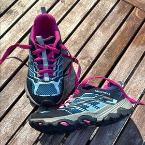 Merrell Kids hiking/athletic Shoes, size 12